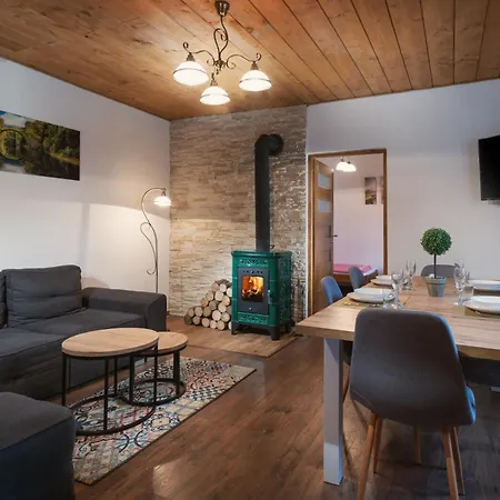 Wellness Chmaroska - *