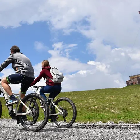 Wellness Chmaroska - *