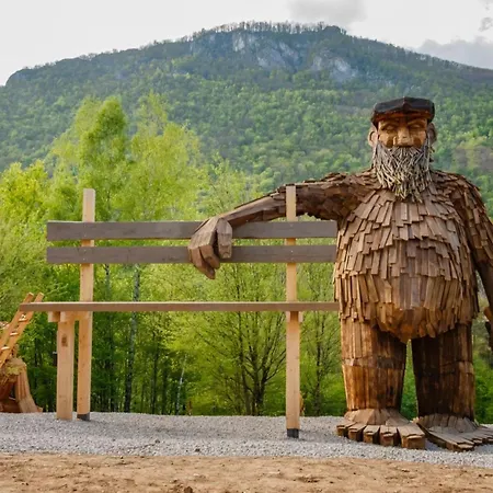 Wellness Chmaroska - *