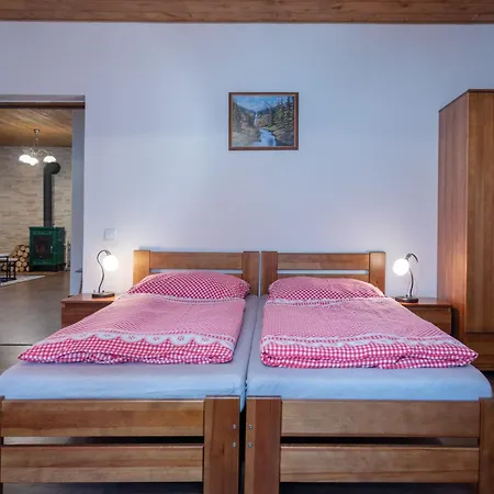 Apartamento Wellness Chmaroska - *