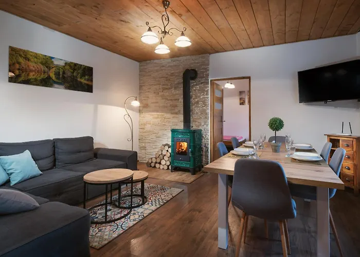 Wellness Chmaroska - *